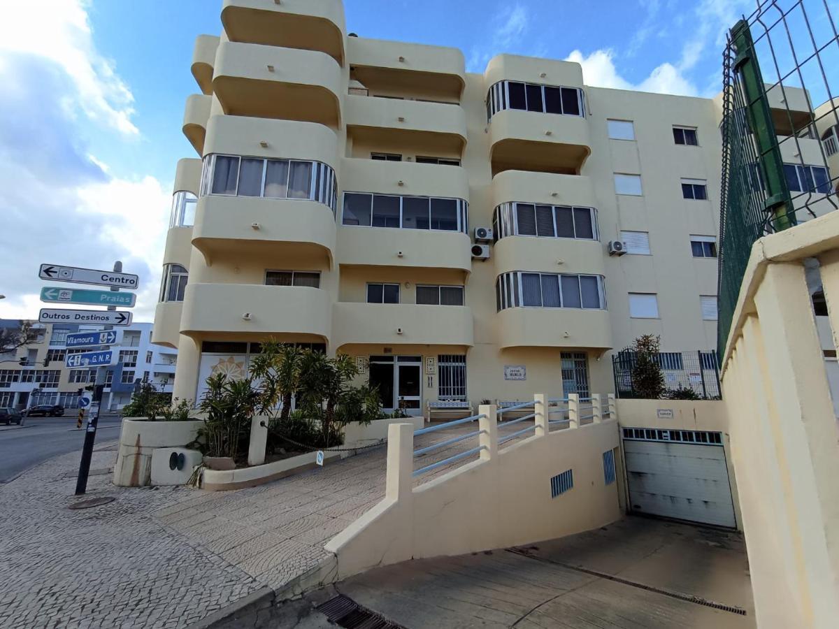 Love Shack Flat In Quarteira Center Buitenkant foto