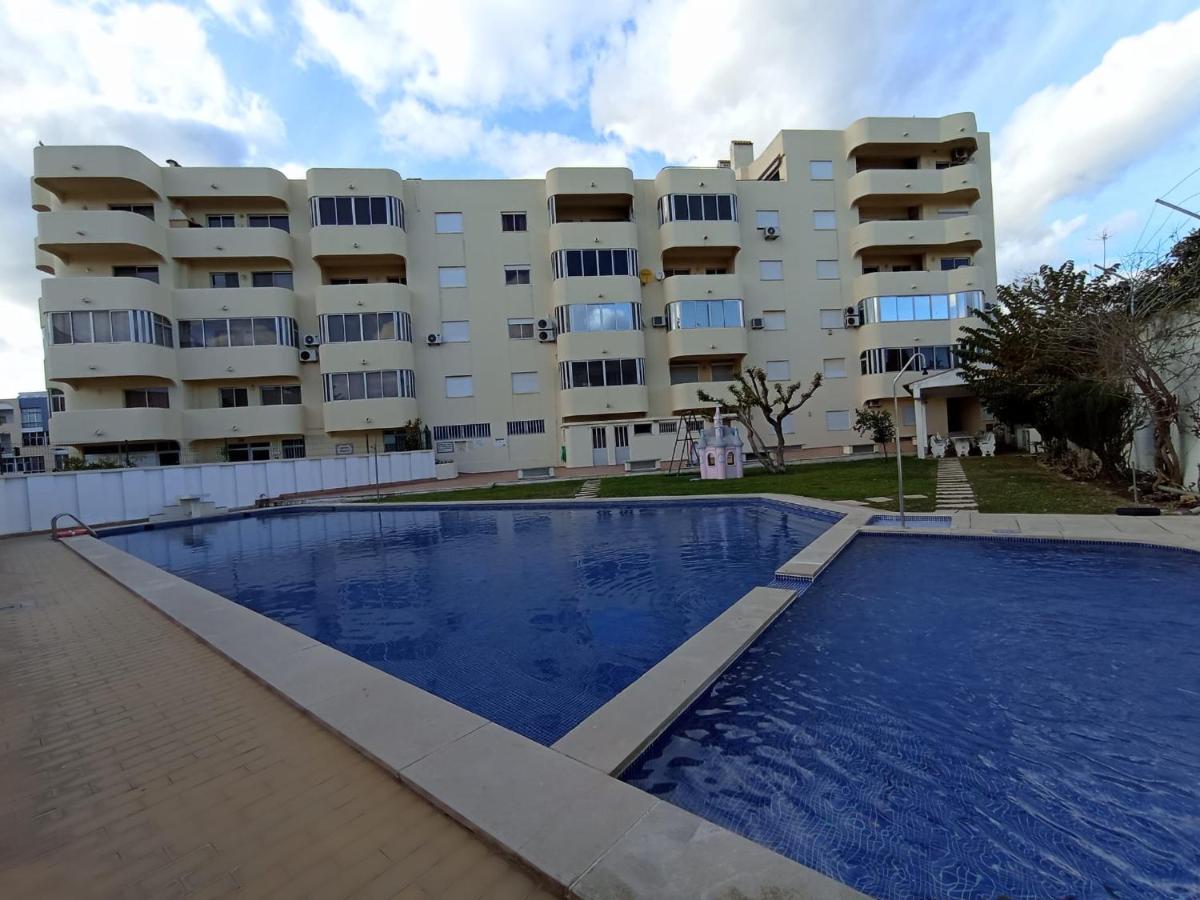 Love Shack Flat In Quarteira Center Buitenkant foto