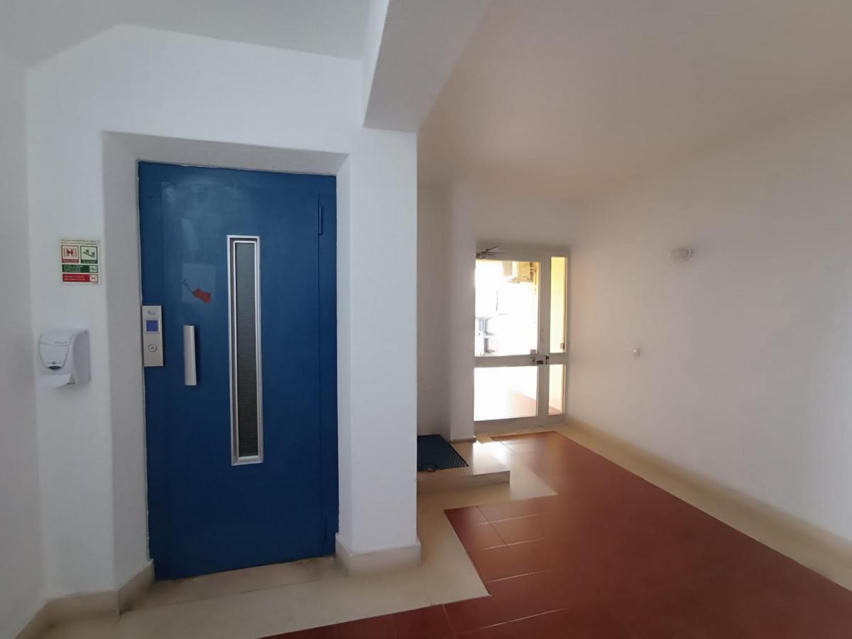 Love Shack Flat In Quarteira Center Buitenkant foto